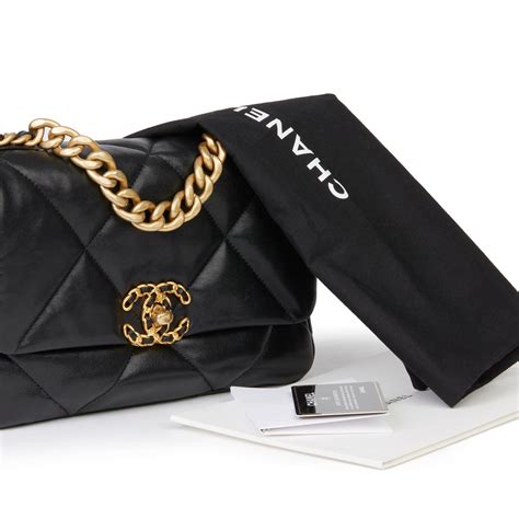 chanel mini 19 pocket